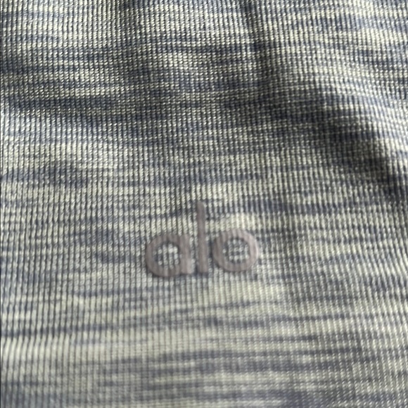 ALO Yoga Band Crop Tank Top Sports Bra Green Sz XS Athletic Athleisure Running - Picture 4 of 6